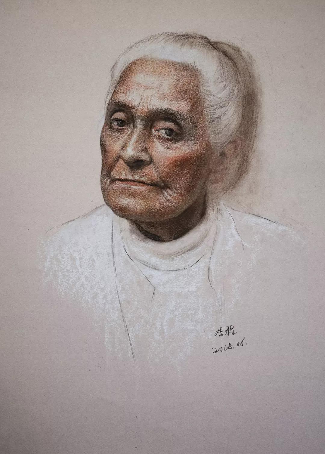 天呐!这个国美毕业的画家有一双万能的手,画的太细致