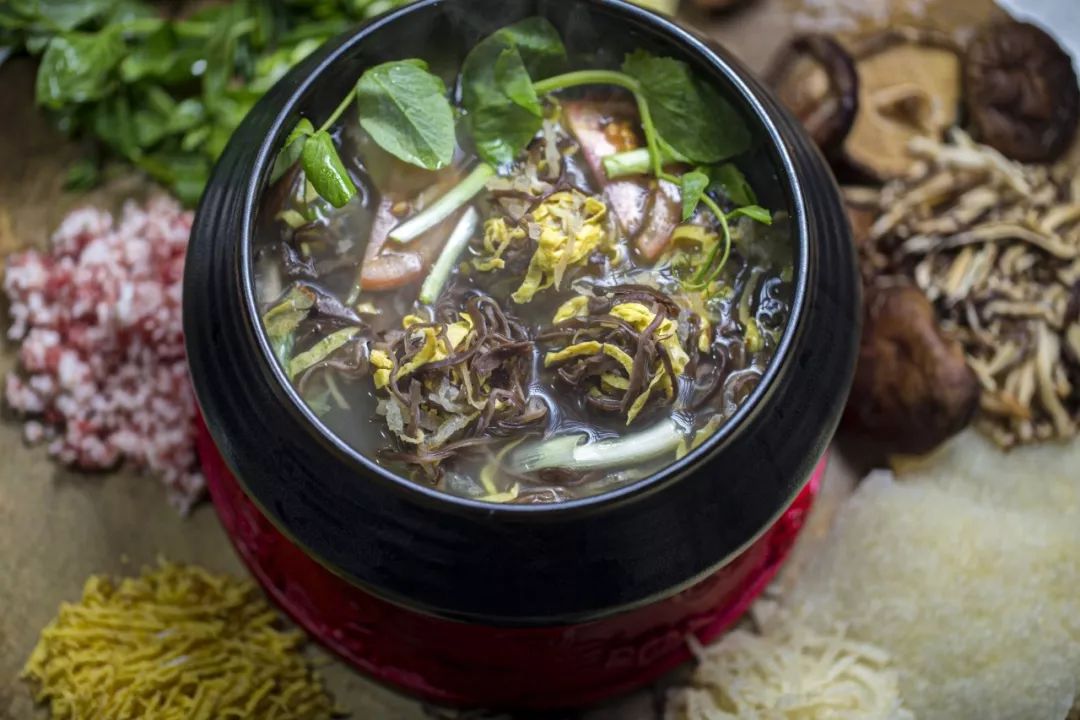 "搭乘成贵高铁,寻味毕节"第二站:大方味道里的故事_美食