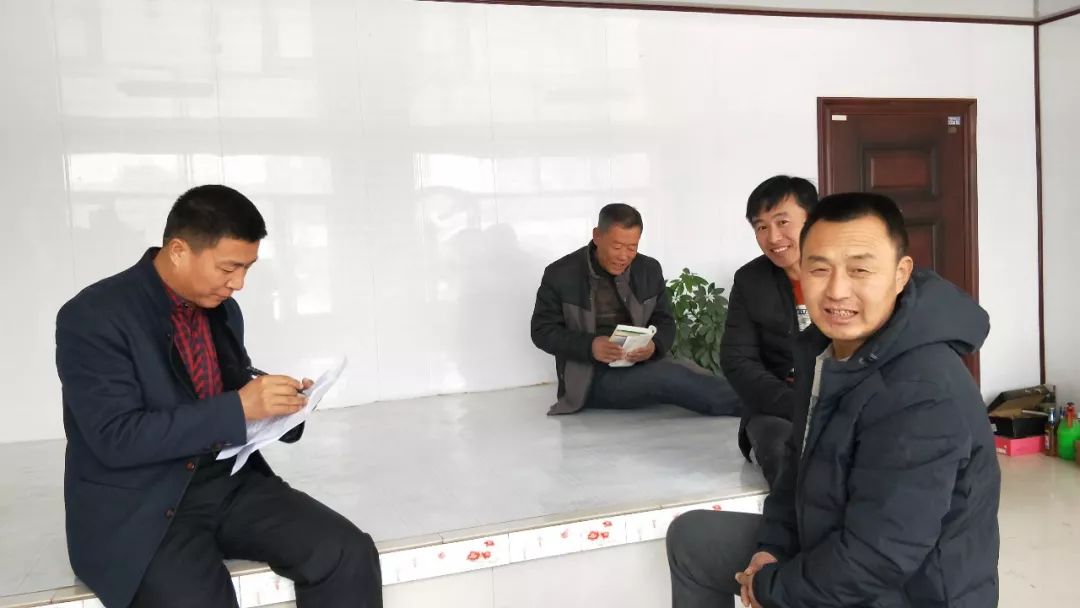 扶贫路上最美第一书记陈杰不负重托0202一心为民