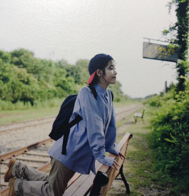 iu李知恩人美歌甜还会演戏