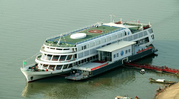 竞价船舶推荐1500客位05年湖南造内河豪华旅游客船挪亚1号