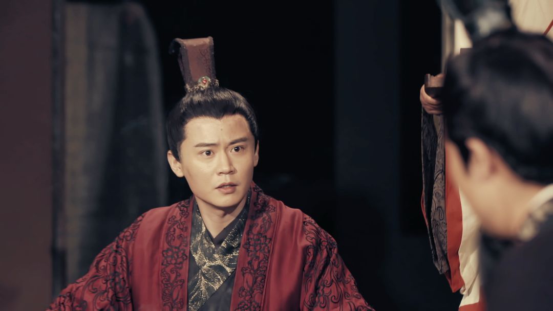 汉献帝为何只能眼睁睁的看着自己的至亲骨肉倒在血泊之中?