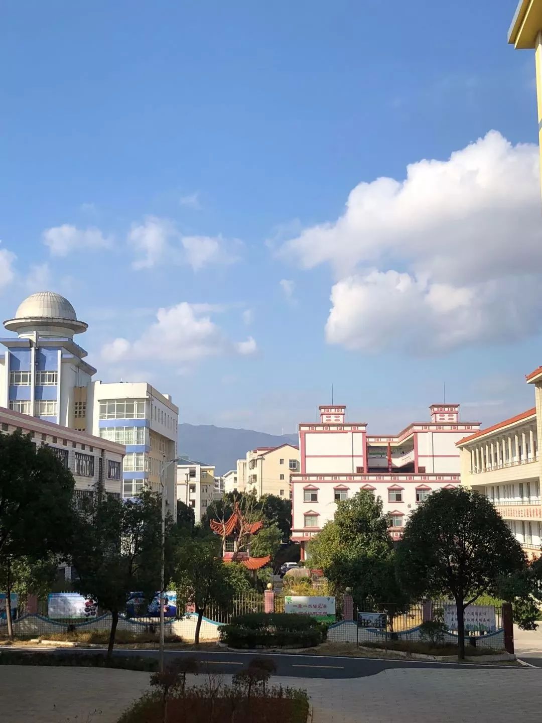 和社区探索死磕的日子丨peer空间江华二中