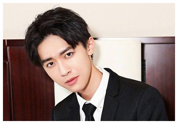 四位99年出生的男星个个帅气看看有你家爱豆吗
