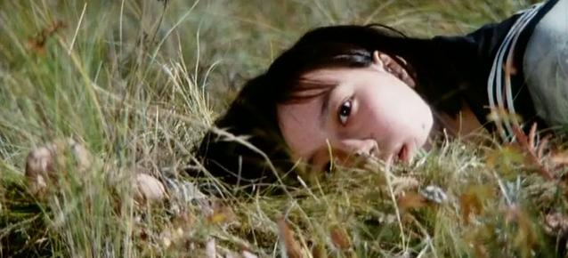 记得紫日里的秋叶之吗曾和靳东拍过吻戏现在奔四了