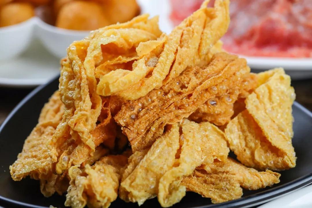 广西桂平的社坡腐竹不但在国内有名而且已经远销国外社坡腐竹油亮清香