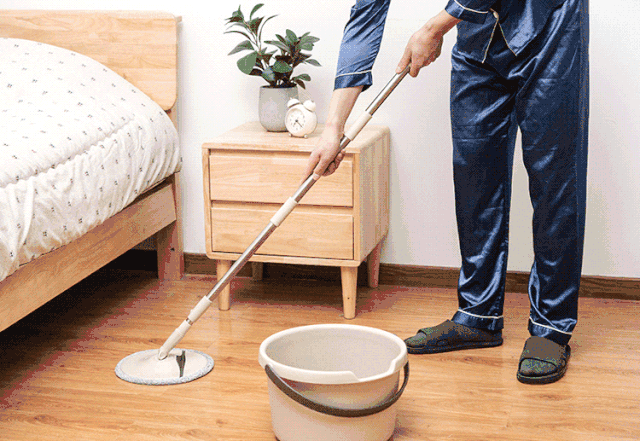 中国好拖把!连90°墙角都能擦到,免手洗,一甩就干