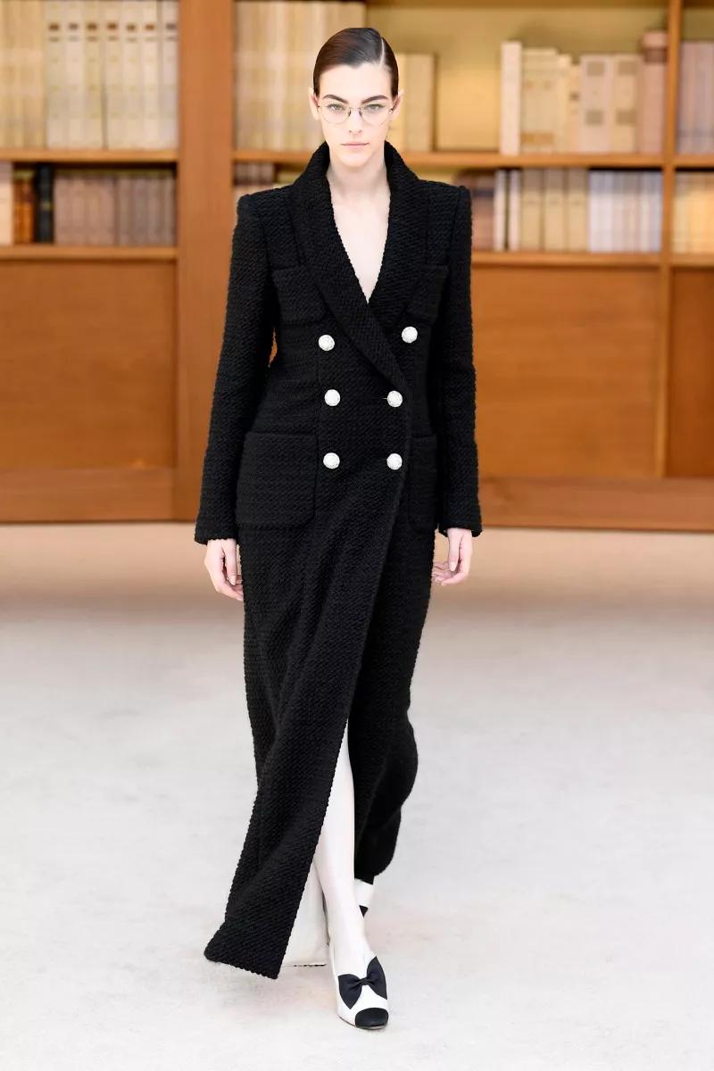 香奈儿chanel2020秋冬高定时装秀