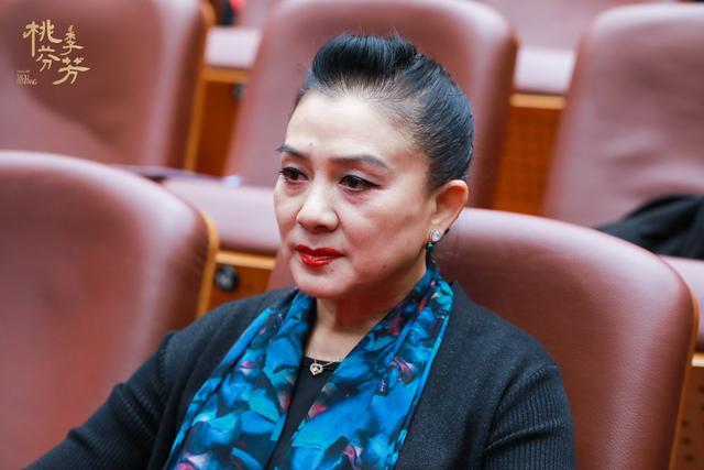 石家庄百般舞艺秀出风采央视春晚小辣椒来啦