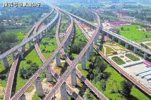 原创呼南高铁长约2614公里左右,时速200~350公里,总投资约3612亿元