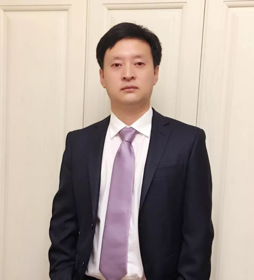 崔亚辉医师右侧后交通动脉瘤夹闭术