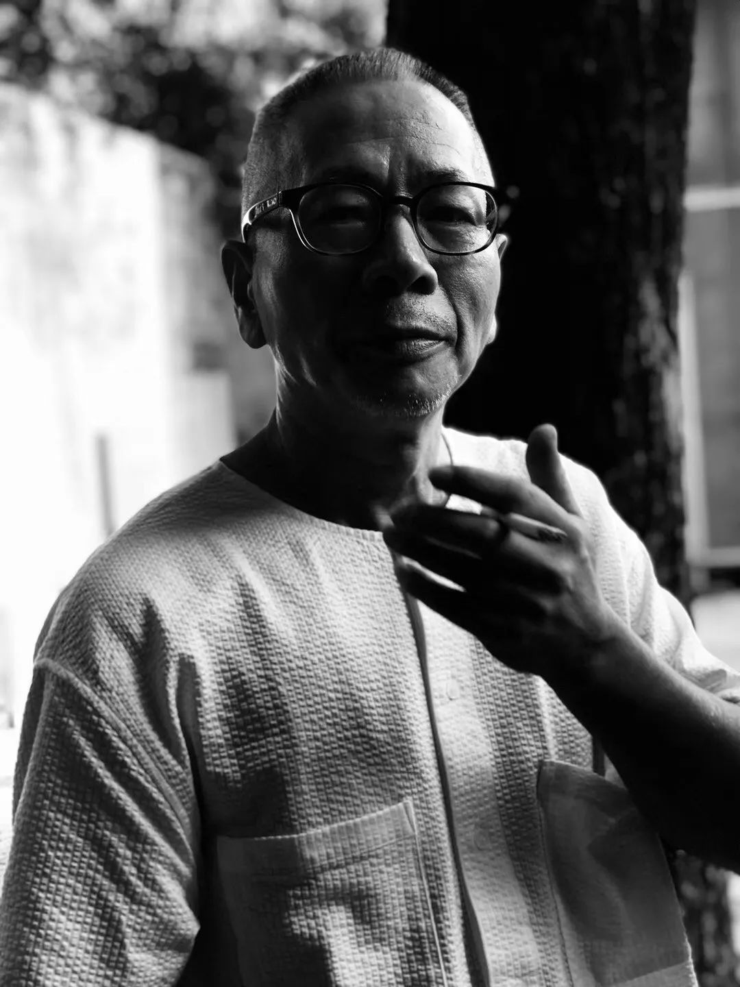 (摄影:钱小华)韩东(摄影:钱小华)宋琳(摄影:钱小华)多多||嘉宾简介