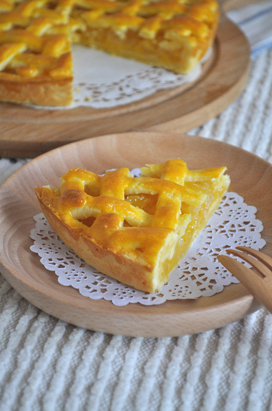 一个菠萝一碗面粉教你自制菠萝派披萨酥脆酸甜比买的还好吃