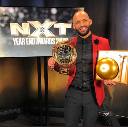 wwe摔小辉新闻:世界第一飞李科学被评为2019最佳新人王!