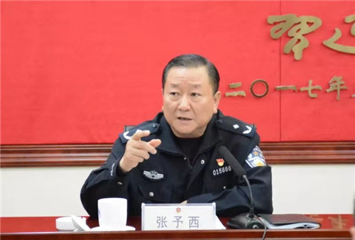 河南郑东分局召开党委(扩大)会议安排部署岁末年终重点工作_张予西