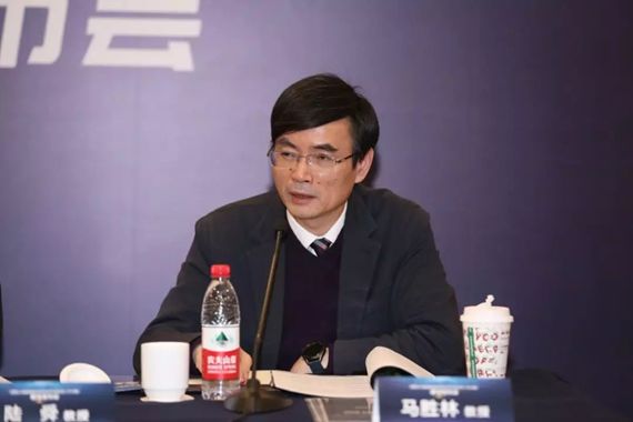 马胜林教授现场发言在谈及术中放疗及术后放疗的指征时,马胜林教授