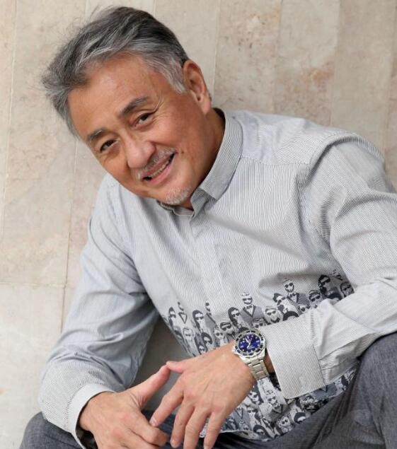还是香港明星足球队的一员,或许于戏中当惯了"大侠,马上要60