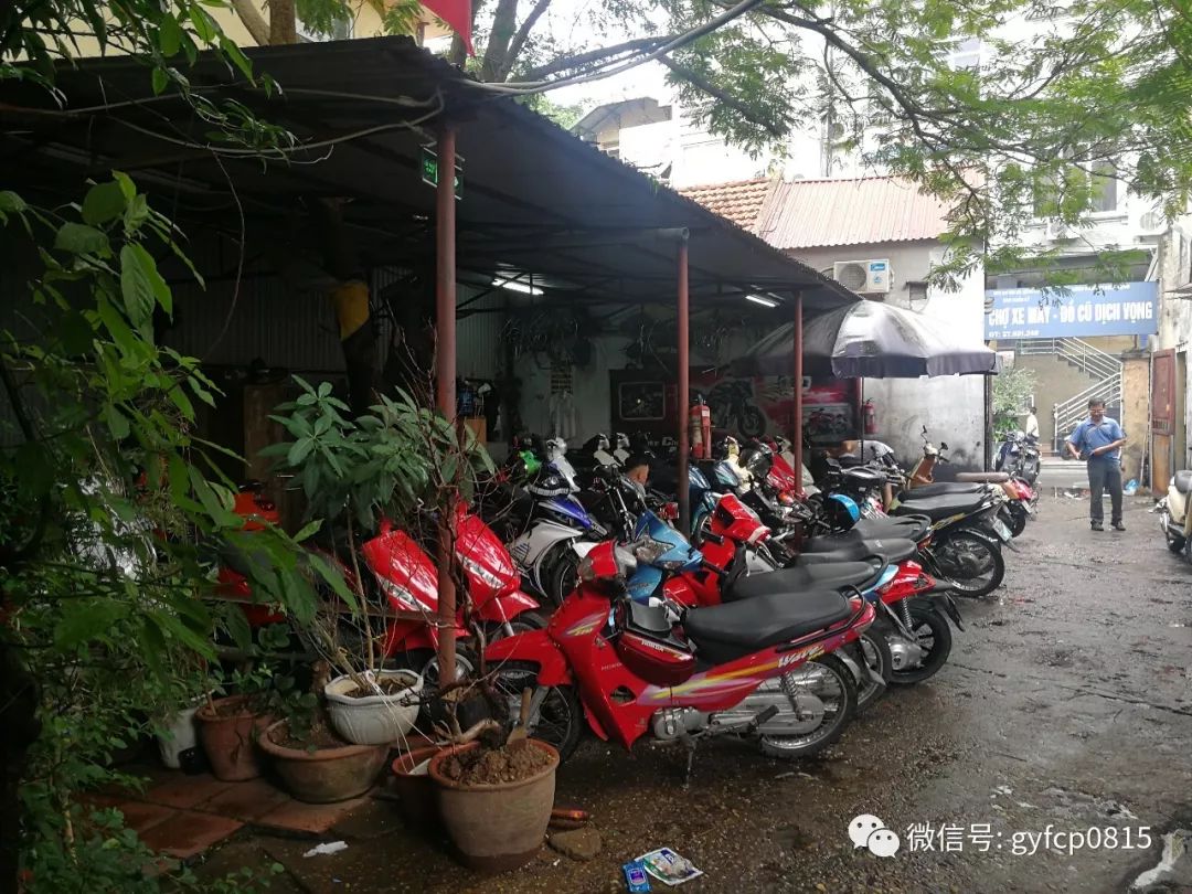 越南是摩托车王国 河内市场二手摩托车买卖攻略 557 国道