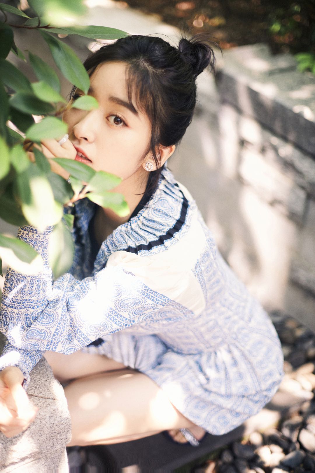 原创羡慕杨紫马思纯沈月穿礼服好看?你离女明星只差一个百万修图师