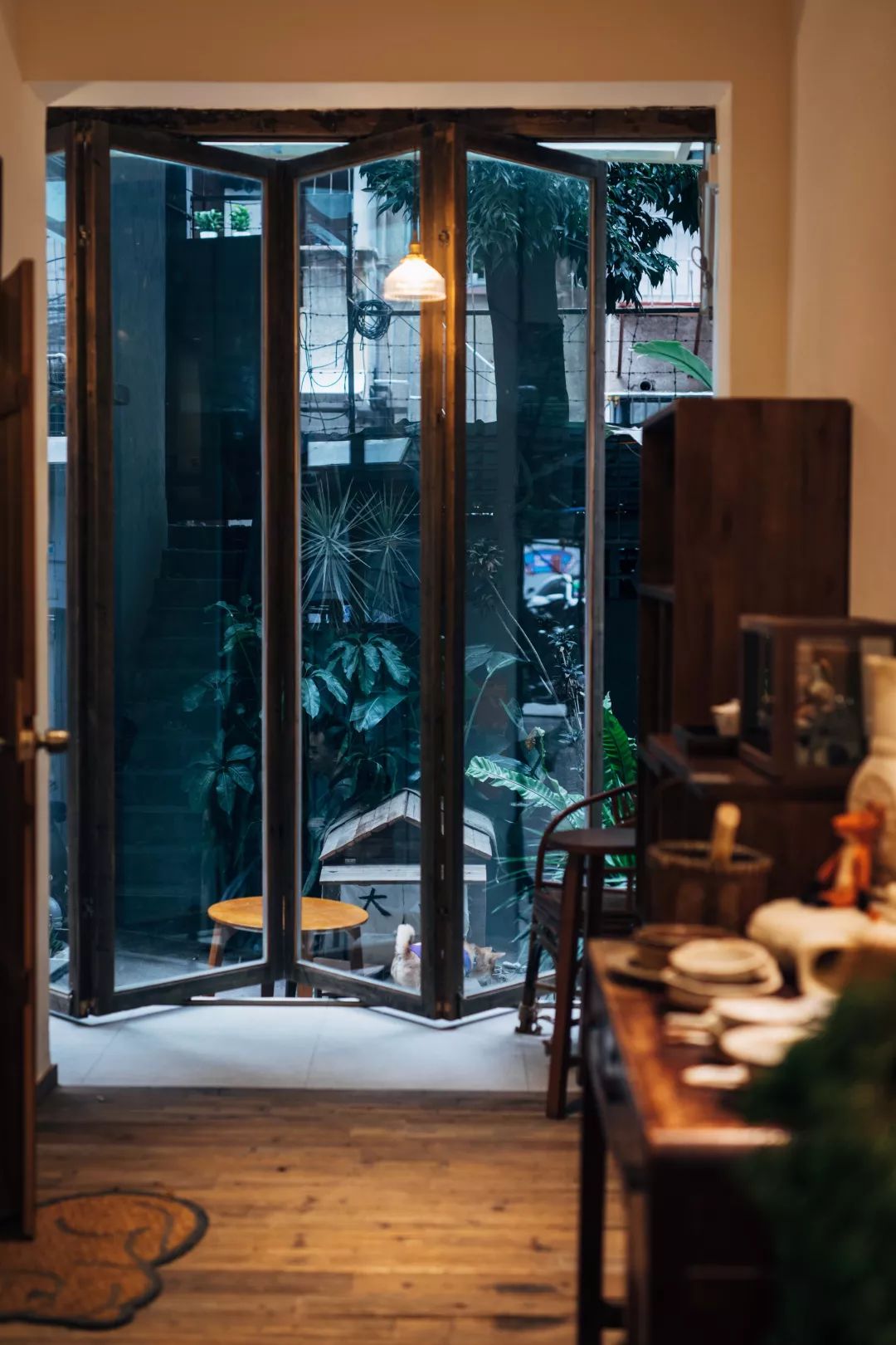 霸屏朋友圈两个月的日系咖啡厅每一寸角落都可以凹造型