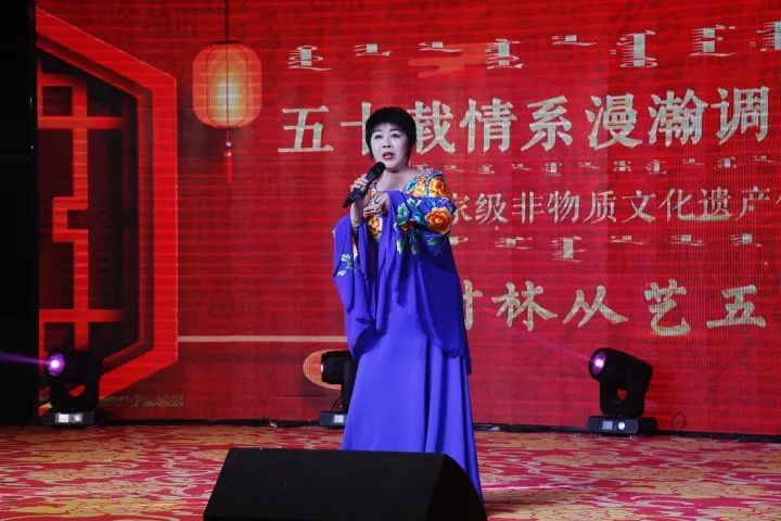 漫瀚调对唱《栽柳树》《二道圪梁》晚会在谢二东,王花的《双山梁》中