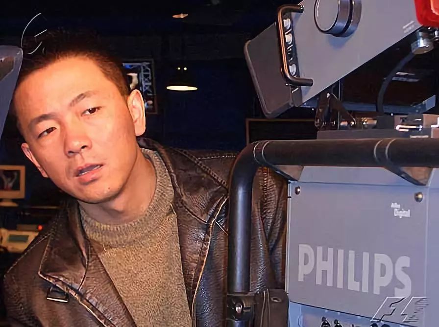 李兵喜欢去挑战一些没有人做过的体育项目与节目内容,因此久而久之