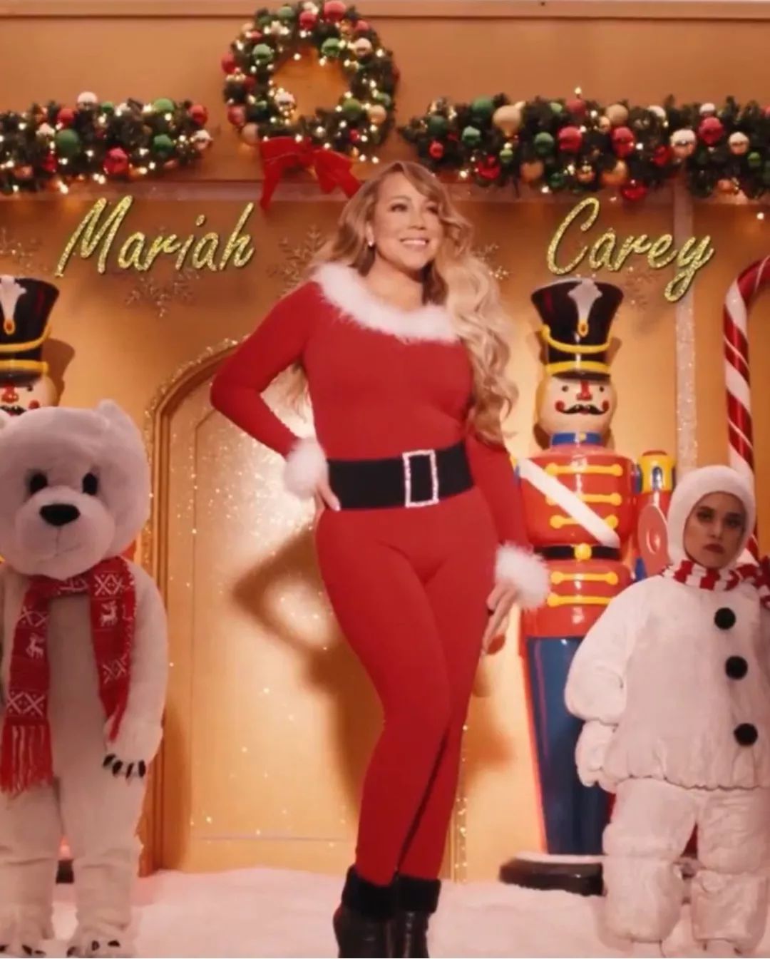 隔两天就要在ins上cue一下圣诞节,圣诞节在牛姐的千呼万唤下,几乎快要