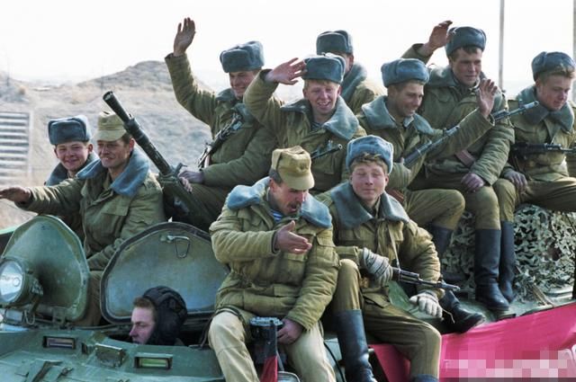 1979年12月25日苏军入侵阿富汗_佐拉·阿明