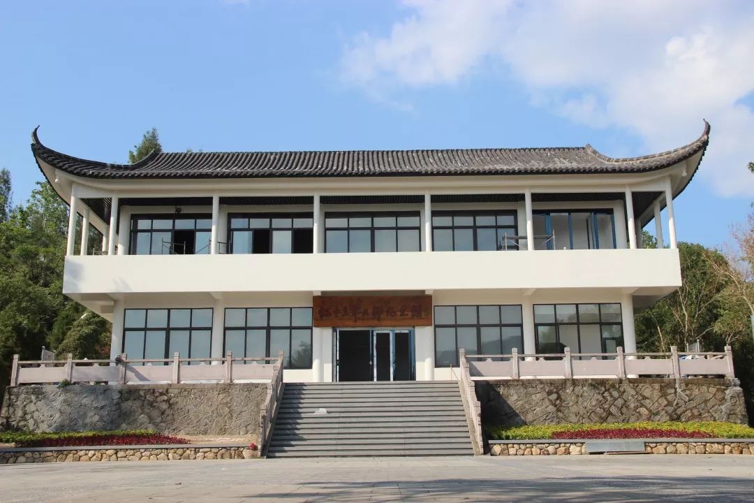 二师纪念馆活动地点以红色爱国主义教育为主,结合点位重走红军长征路