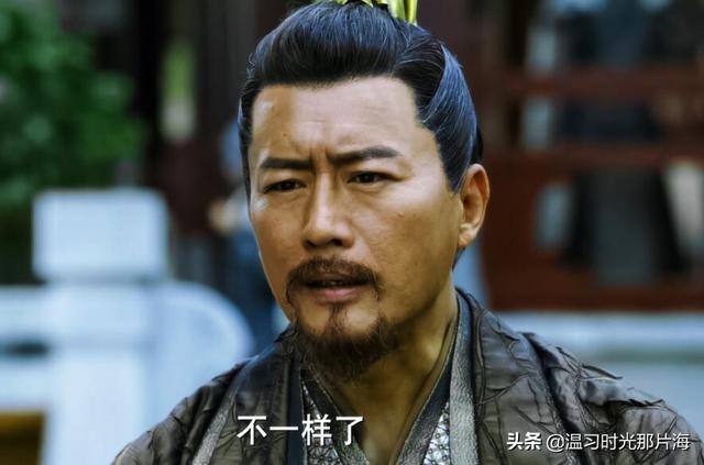 55岁"范建"饰演者高曙光晒圣诞全家福,儿子才3岁