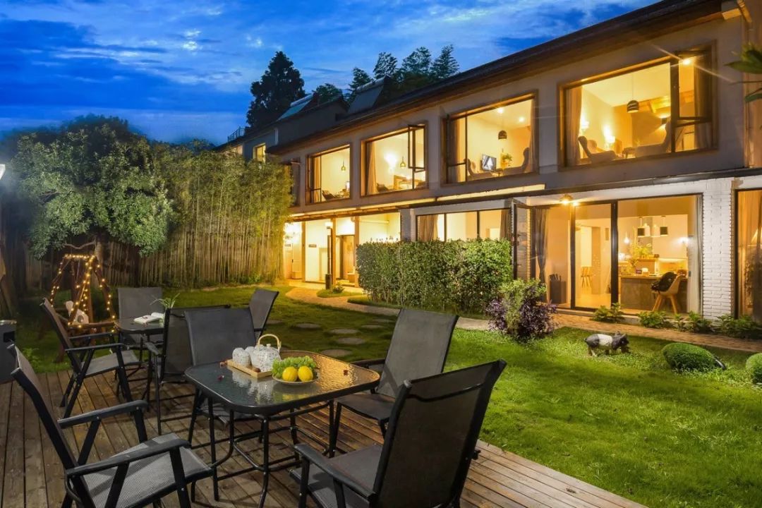 美好生活之小镇民宿山候鸟让城市中打拼的人儿慢下来