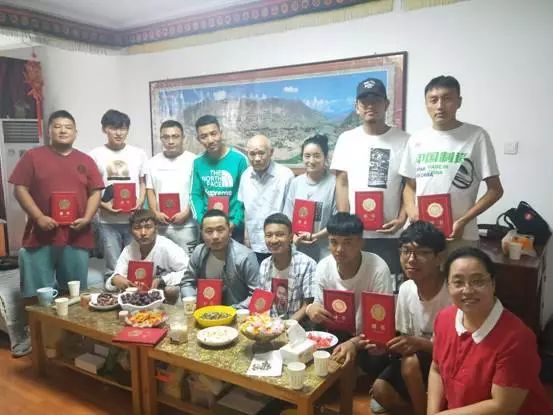 家风家训故事75杨昌林家庭情系西藏大爱无疆