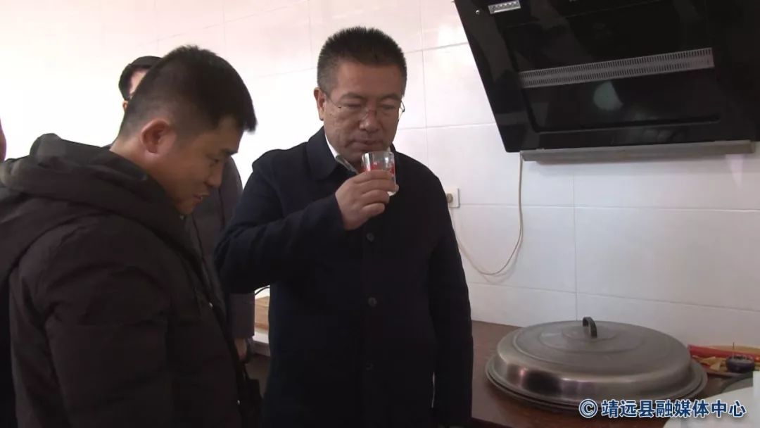 刘力江深入高湾镇暗访督查脱贫攻坚工作