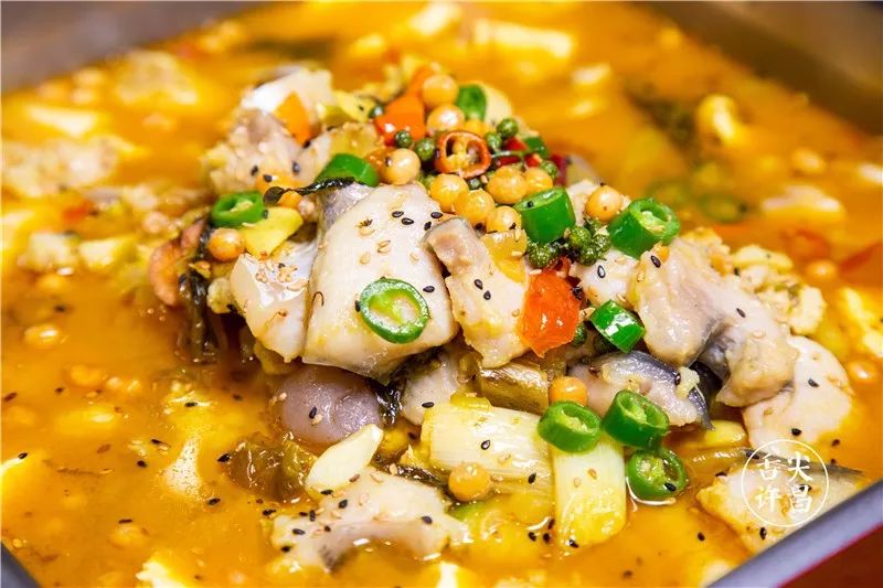 67吃一锅送一锅36道涮菜免费吃67来这家豆花鱼火锅要准备两个胃