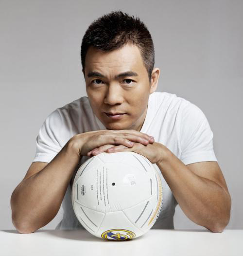 原创黄健翔怒批中国足协