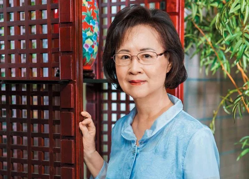 1月书单 | 难过时,别和任何人聊天_琼瑶