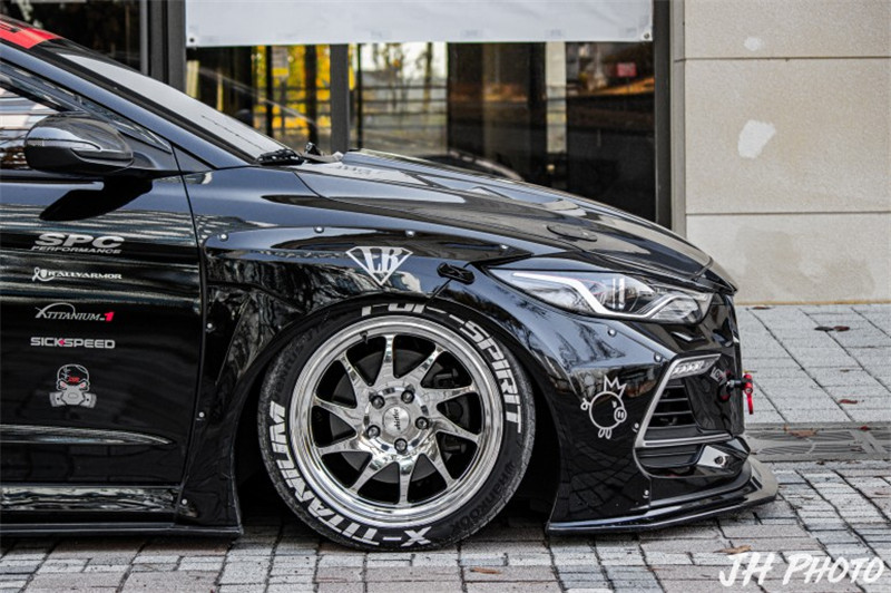 现代朗动改装案例|气动避震低趴风格你见过吗?