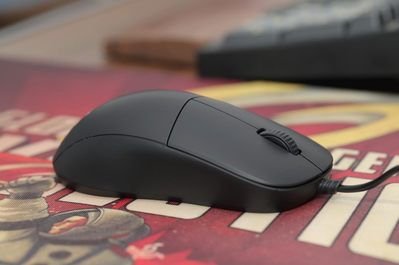 超轻量高配置,德国endgame gear电竞鼠标xm1                  5侧键