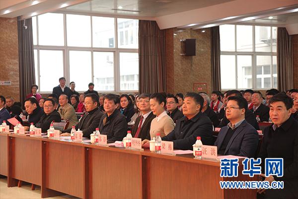 重慶市第二十九中學(xué)校喜迎“鄭中立獎(jiǎng)助學(xué)-獎(jiǎng)教基金”(圖2) 重慶市第二十九中學(xué)校喜迎“鄭中立獎(jiǎng)助學(xué)-獎(jiǎng)教基金”(圖2)