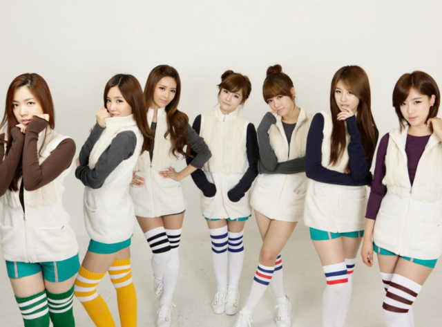 原创巨魔刘花英晒照被夸? 人前装可怜称被欺凌 害tara 被全韩国痛骂