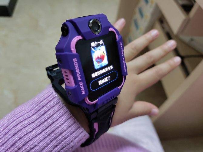 体验小天才电话手表z6新年版家长和小朋友都喜欢的过年礼物