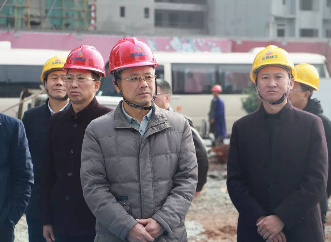 汪东进一行先后视察了华东师范大学上饶实验中学项目,便民服务中心