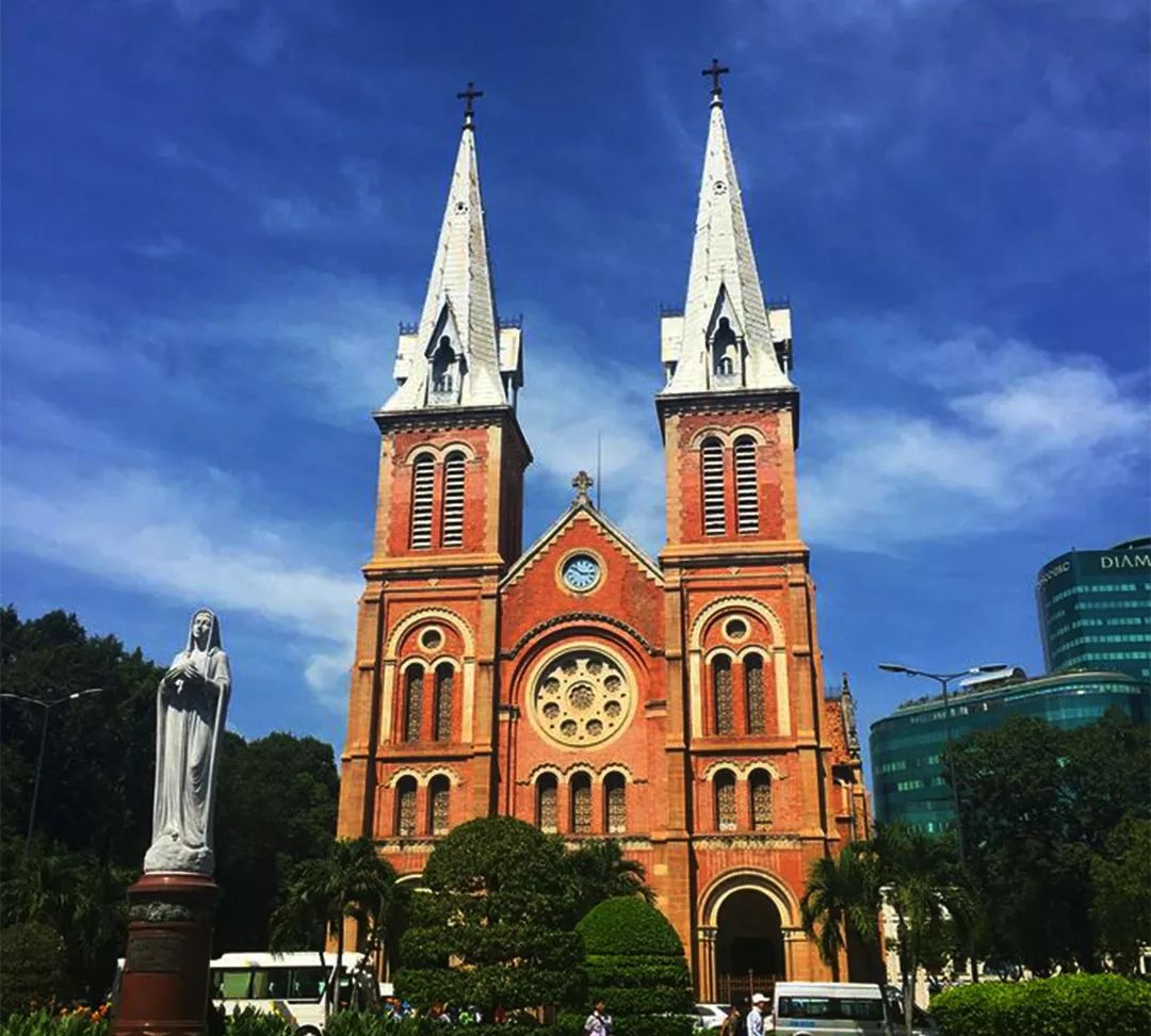 4-胡志明市西贡圣母大教堂