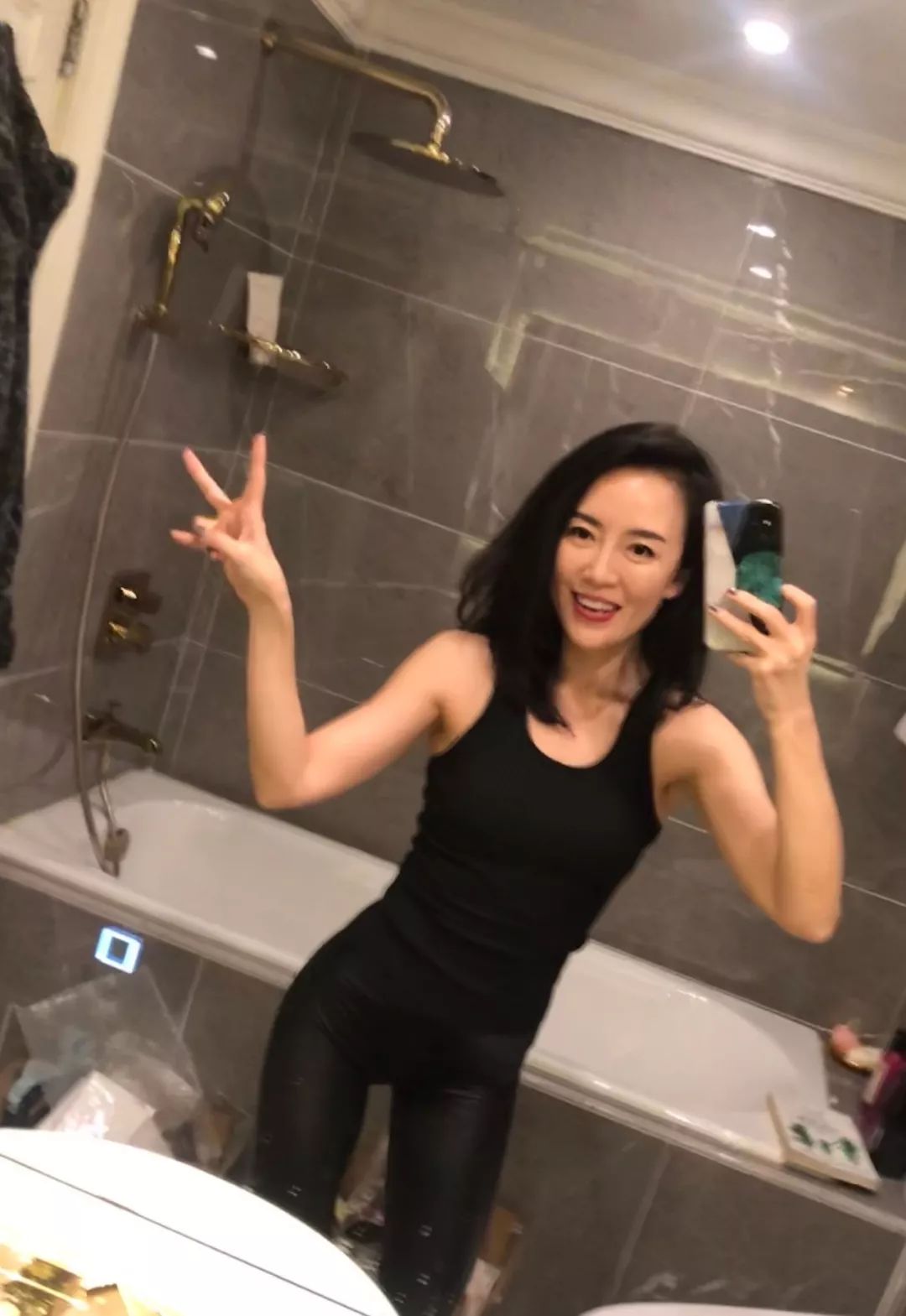 我觉得决心热爱生活才是
