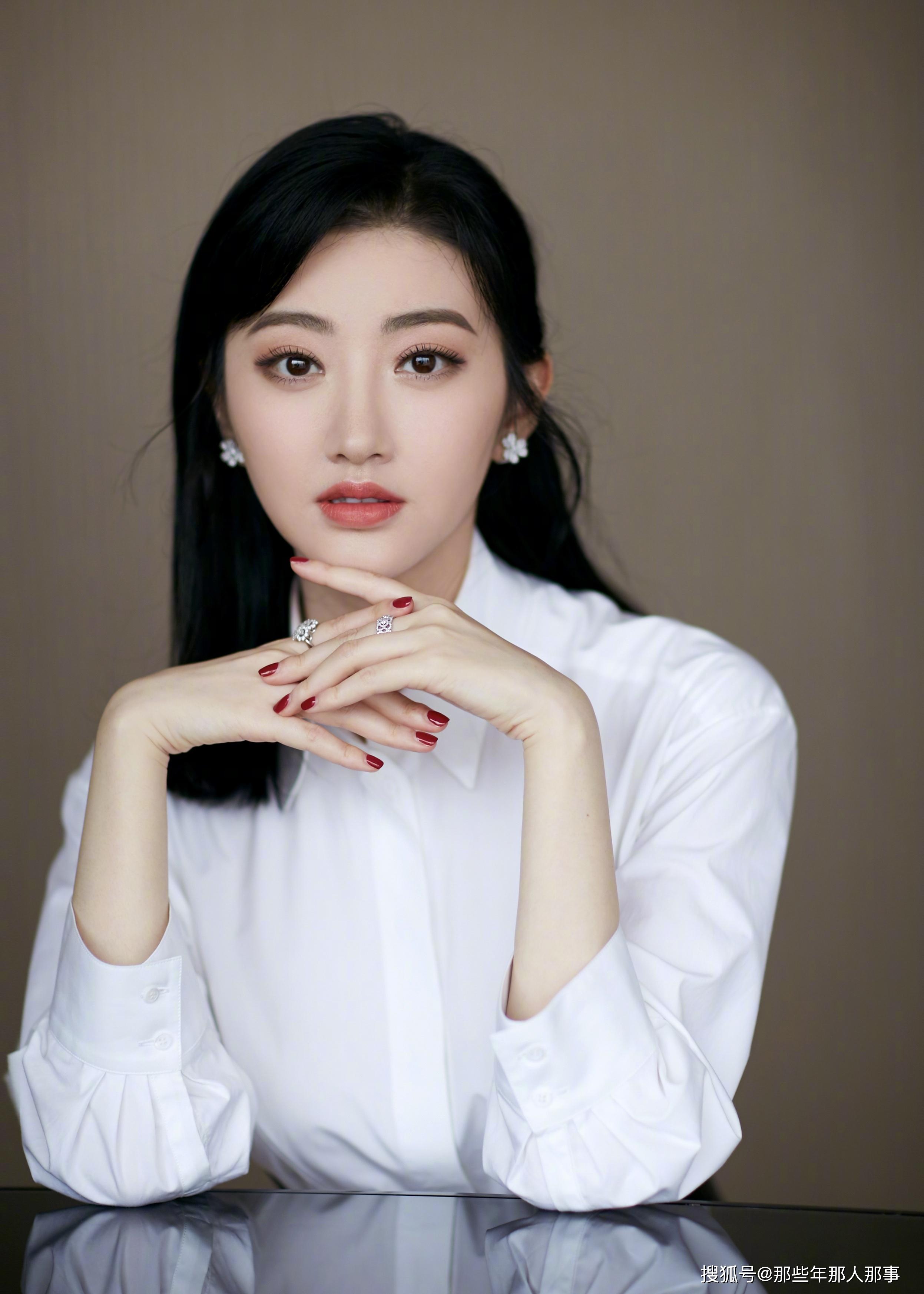 清纯可人的景甜