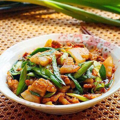 国民下饭菜去馆子一般都少不了它大蒜炒肉