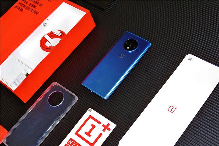 无愧90hz无愧fnatic始终不将就的一加7t娱乐影音旗舰