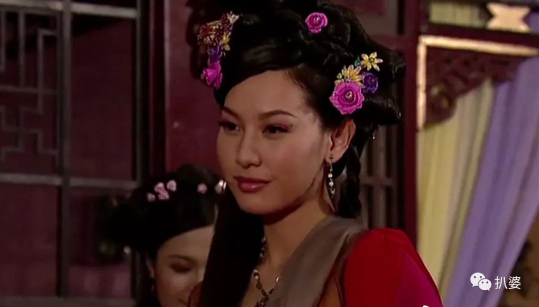 《潜行狙击》里的co嫂姚可可.