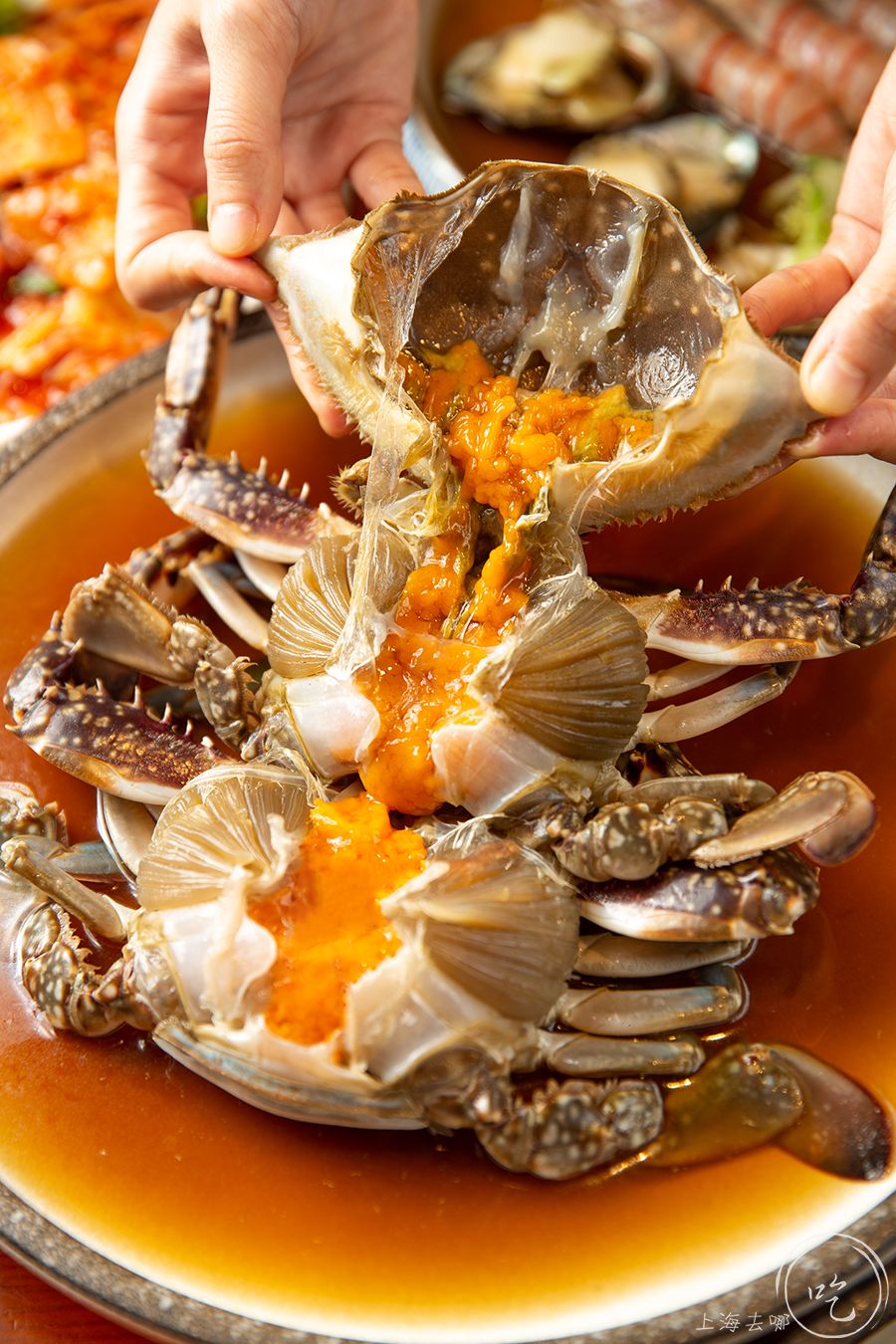 现在不用飞韩国,一样的味道,在魔都就能吃到!还有,买一送一!