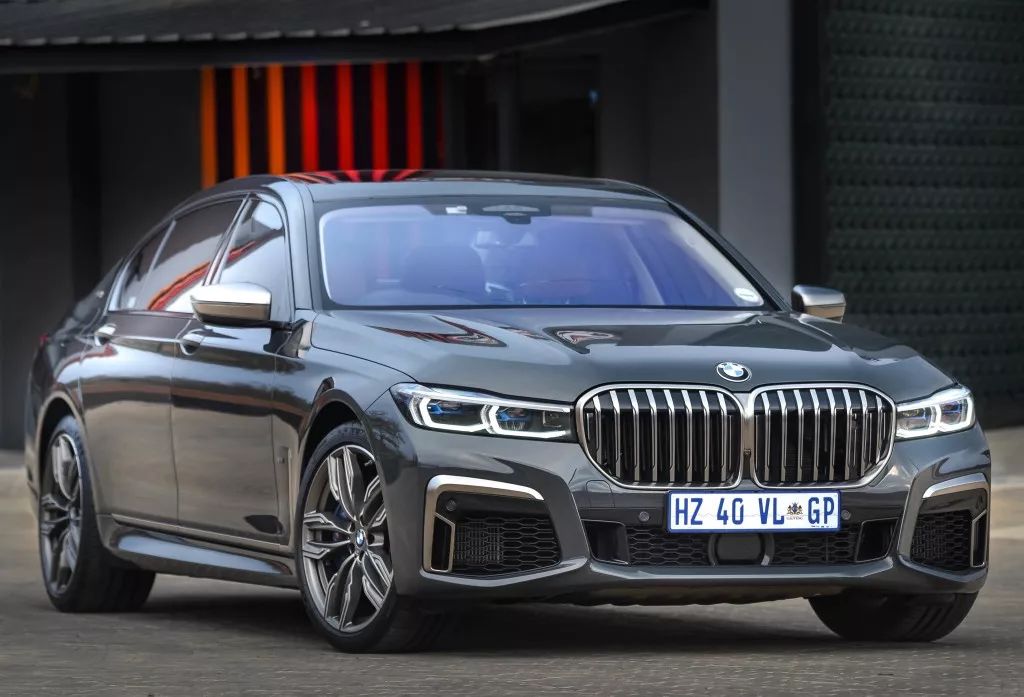 bmw 760li xdrive (g12) 20192019年5月,第六代宝马7系迎来中期改款.